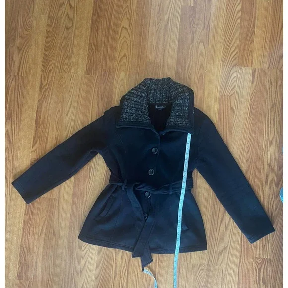 Women’s Contemporary Style Signature Studio Size Medium Black Jacket with belt - Picture 9 of 11